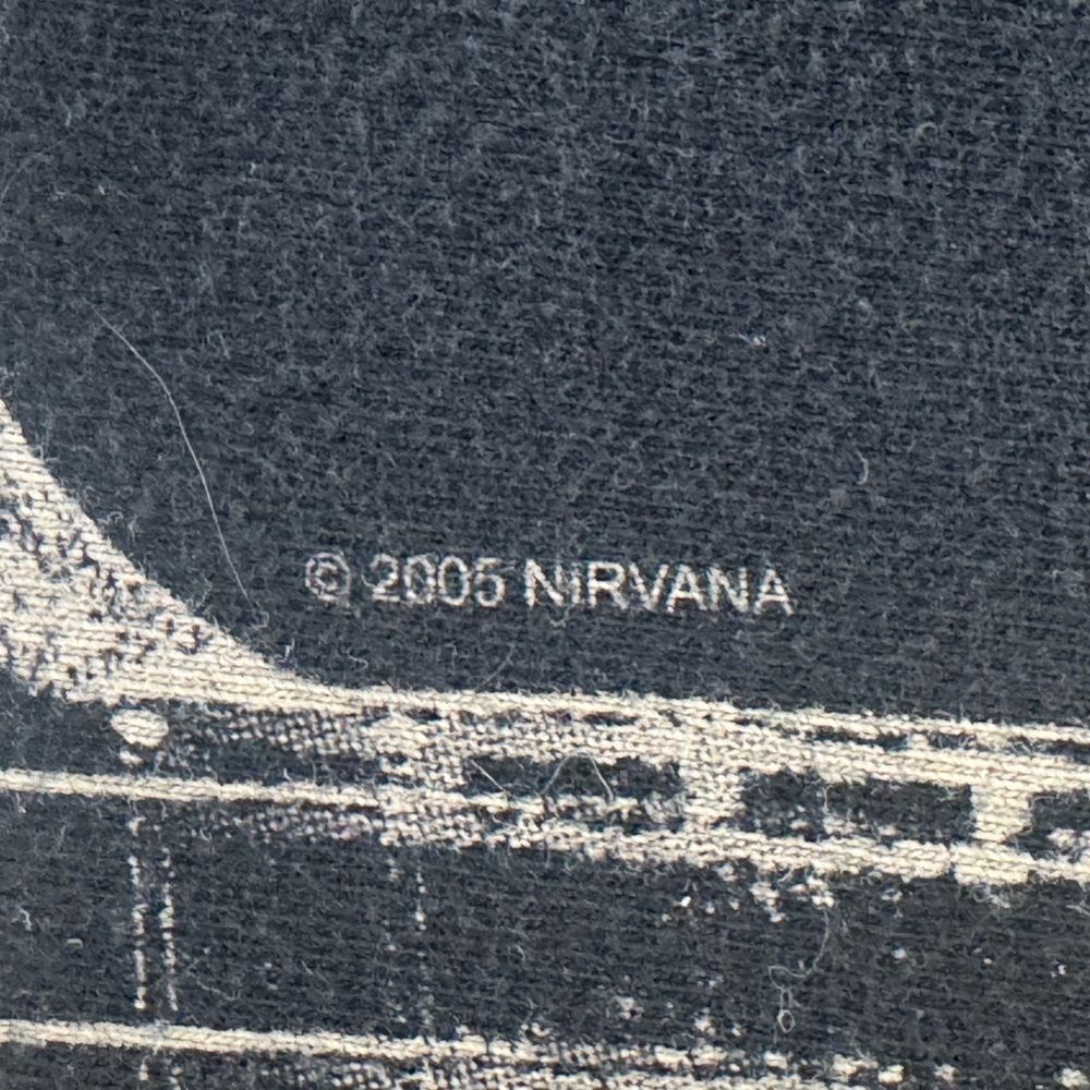 Rare Nirvana 2005 Guitar Graphic Shirt Black Band Tee Size M Official Tultex Tag - Picture 2 of 7